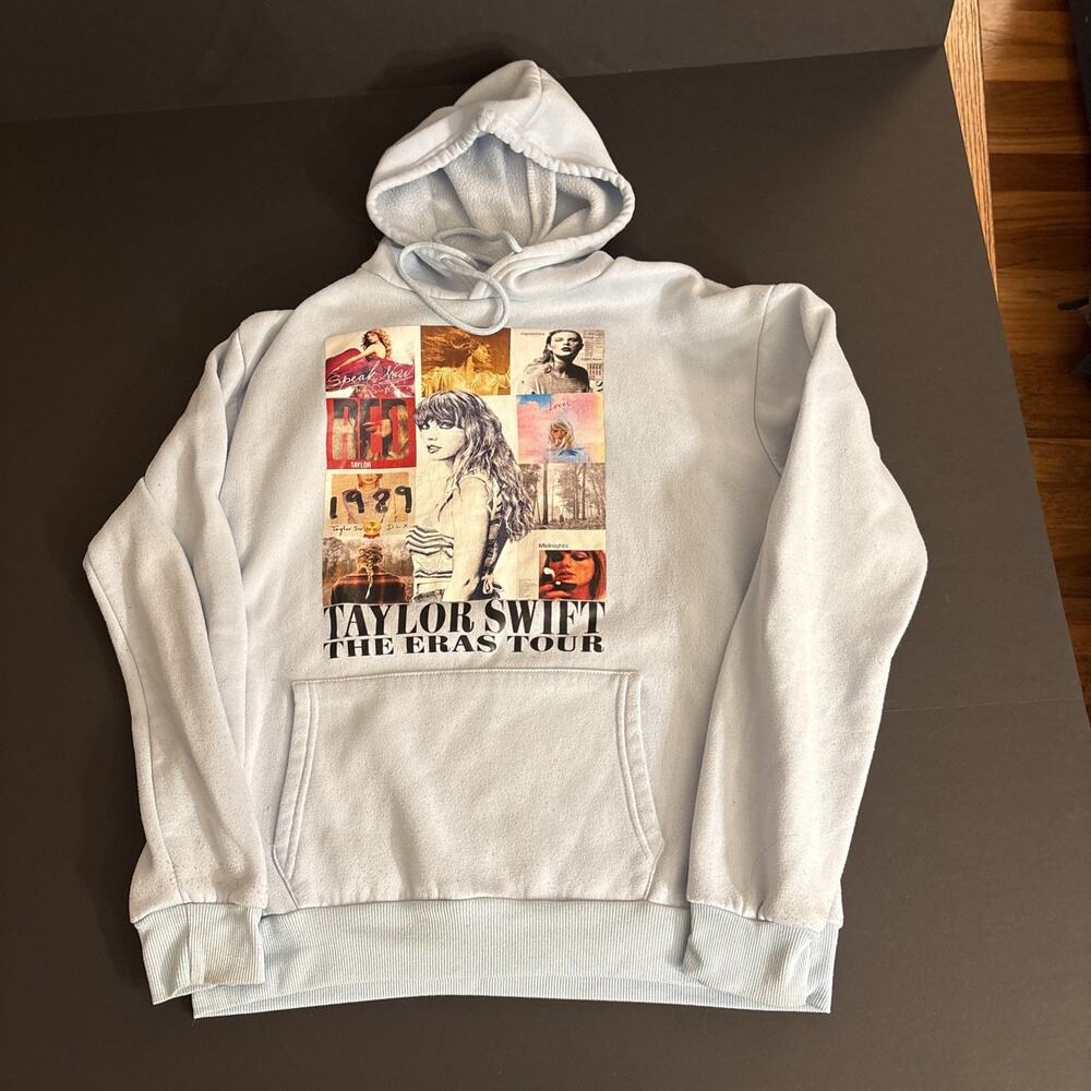 TAYLOR SWIFT ERAS TOUR PULLOVER HOODIE SWEATSHIRT (PARKING LOT) — WOMEN’S SMALL